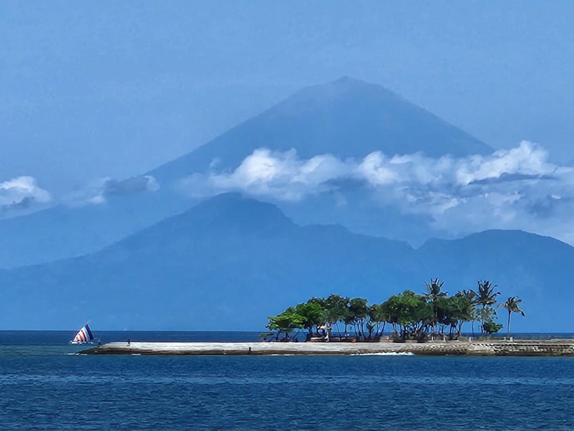 Sunsethouse Lombok Hotell Mangsit Eksteriør bilde