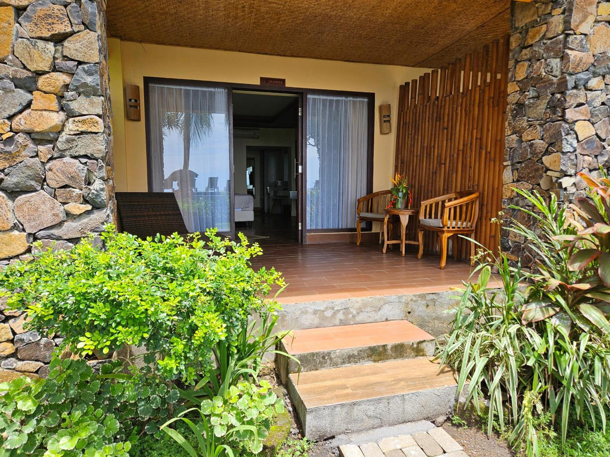 Sunsethouse Lombok Hotell Mangsit Eksteriør bilde