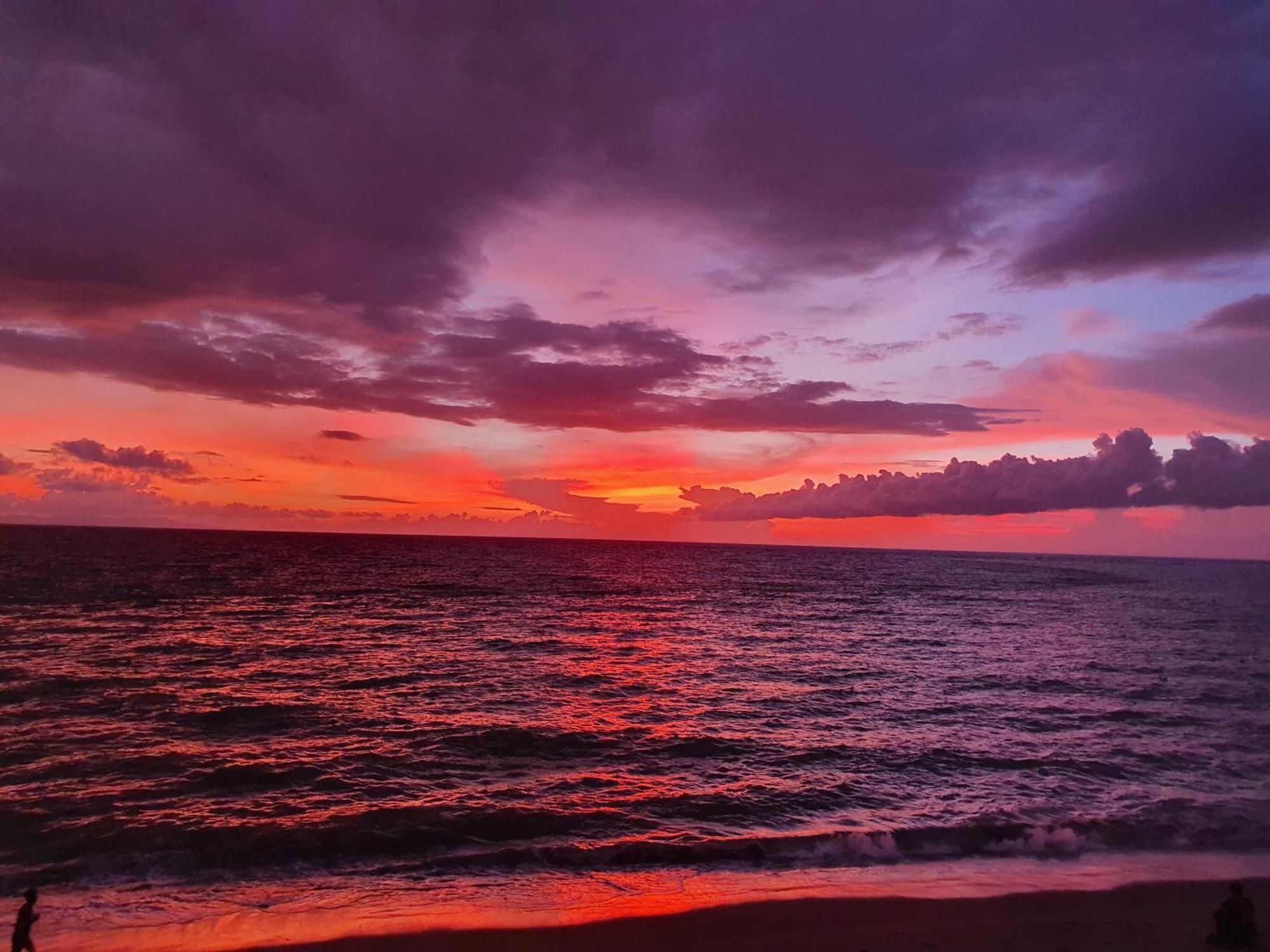 Sunsethouse Lombok Hotell Mangsit Eksteriør bilde