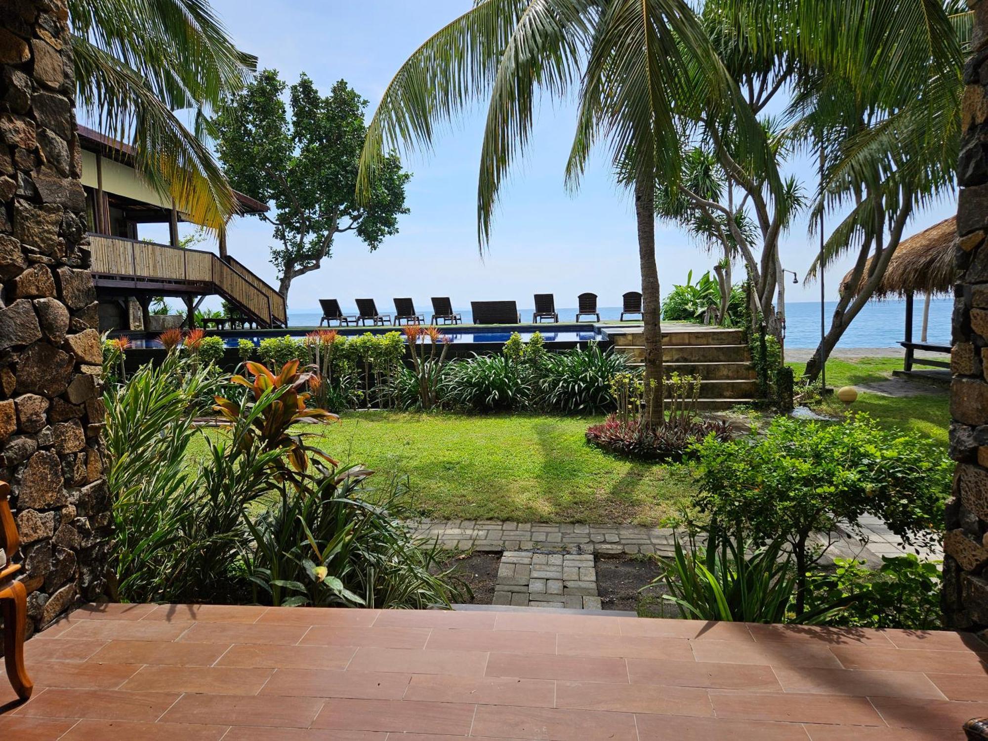 Sunsethouse Lombok Hotell Mangsit Eksteriør bilde