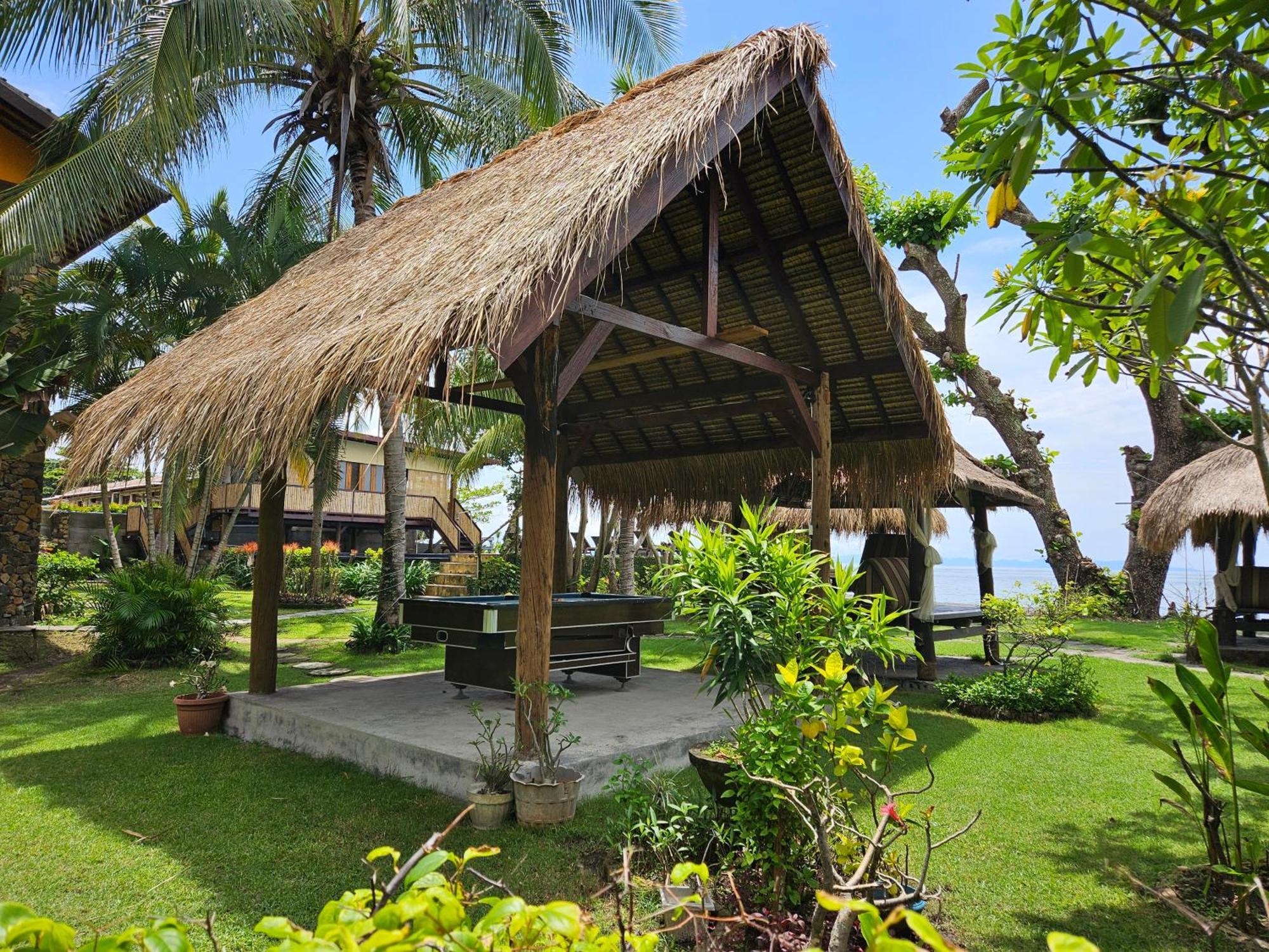 Sunsethouse Lombok Hotell Mangsit Eksteriør bilde