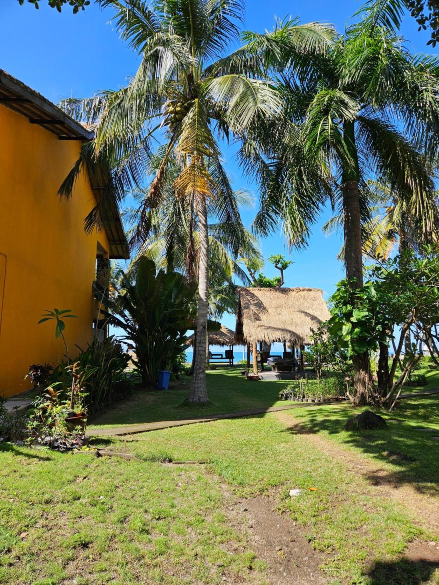 Sunsethouse Lombok Hotell Mangsit Eksteriør bilde
