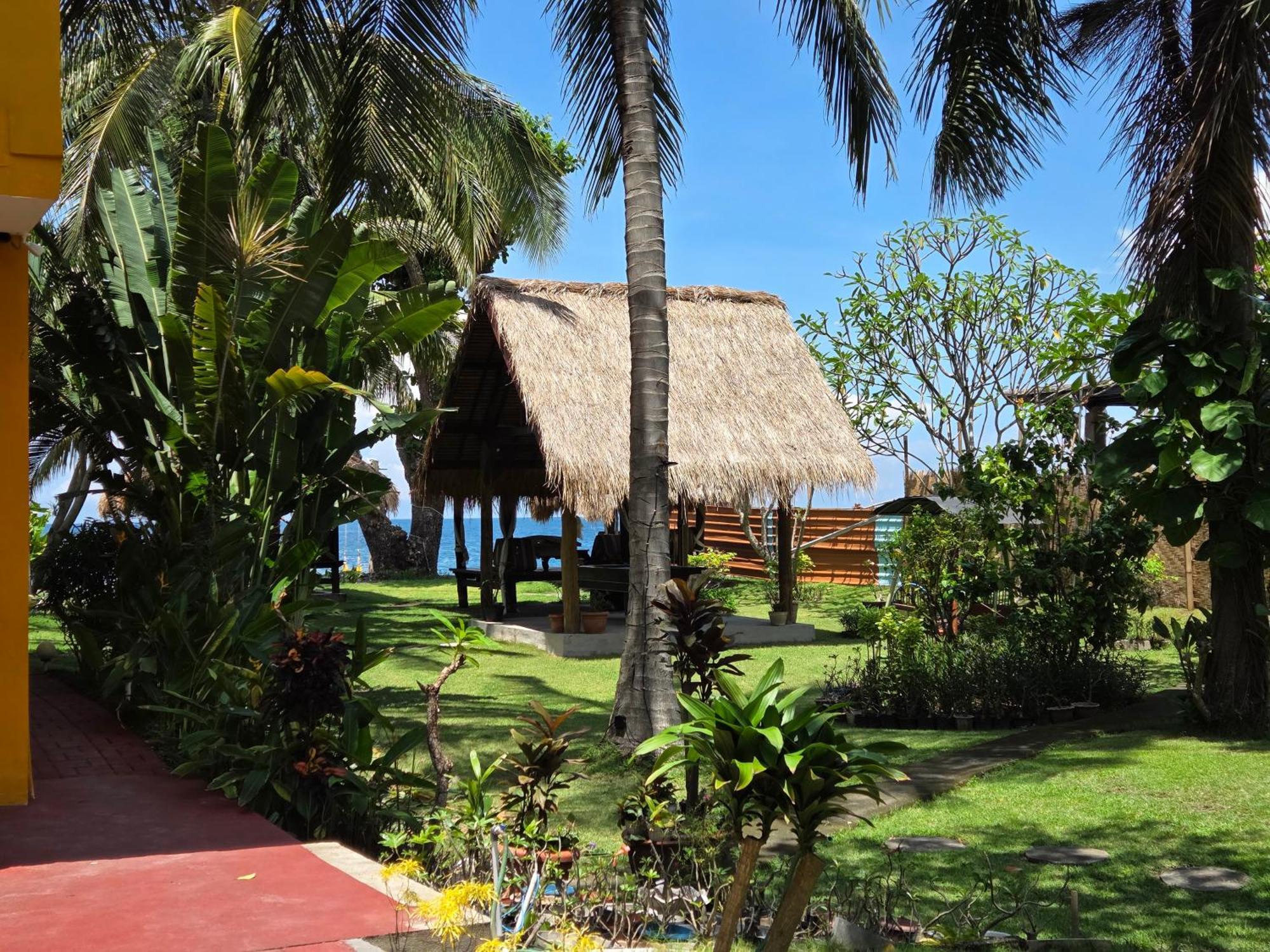 Sunsethouse Lombok Hotell Mangsit Eksteriør bilde