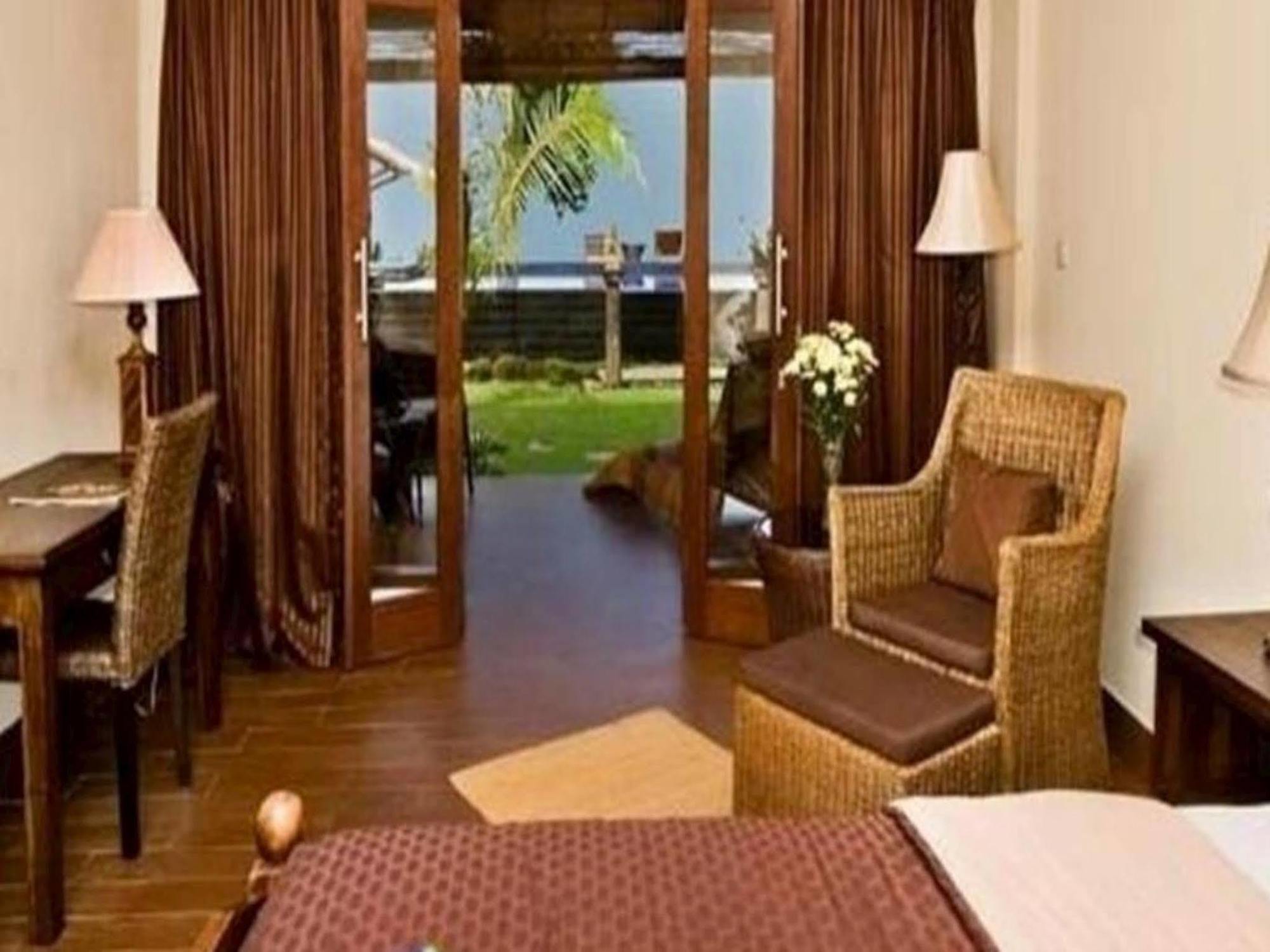 Sunsethouse Lombok Hotell Mangsit Eksteriør bilde
